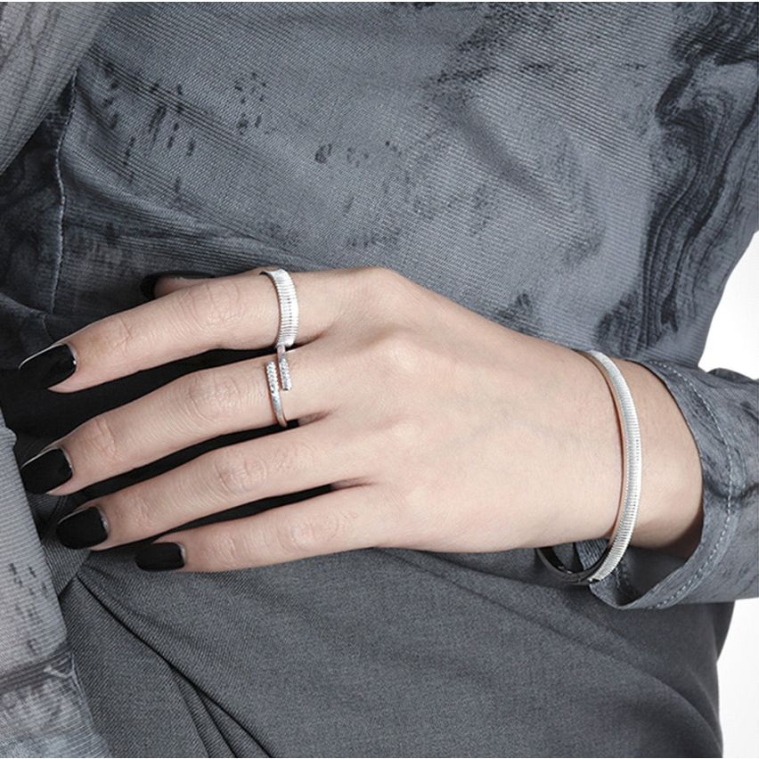 925 Silver and Platinum Plating Texture Bangle