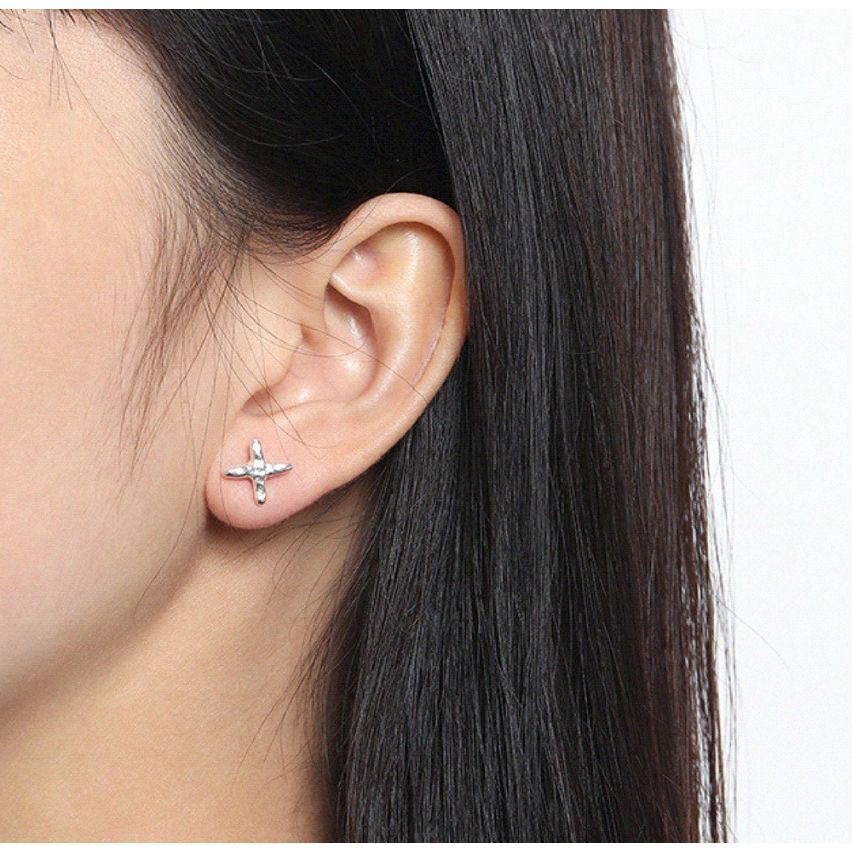 925 Silver and Rhodium Plating Stud Earrings