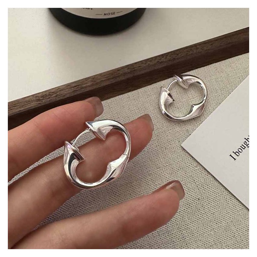 925 Silver and Platinum Plating Hoop Earrings