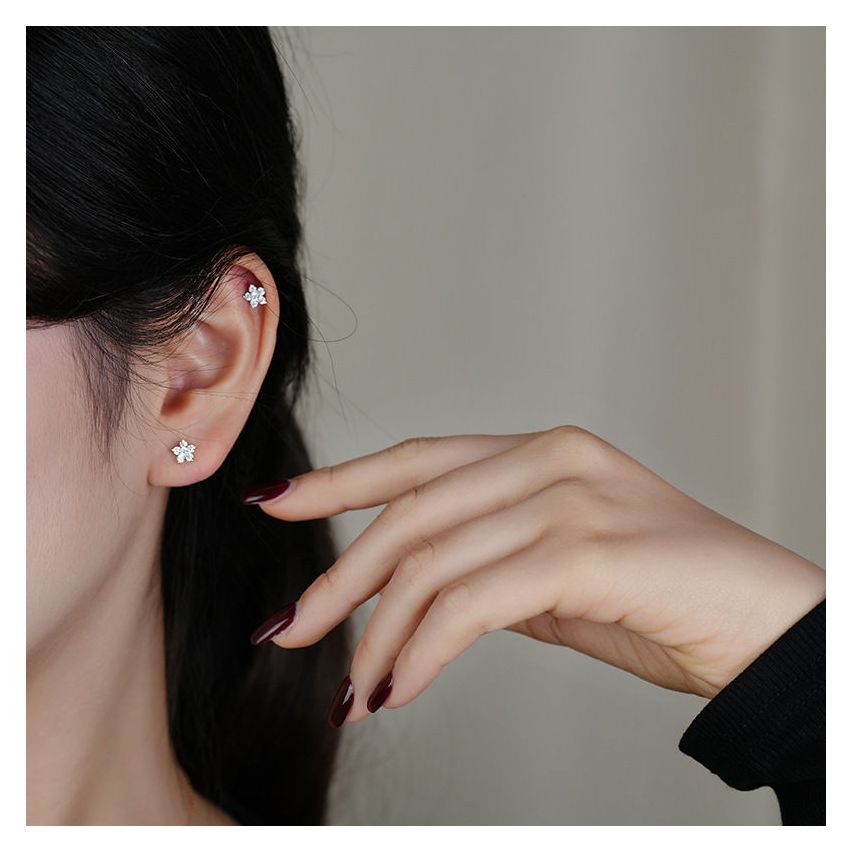 925 Silver and White Zircon Minimalist Earrings