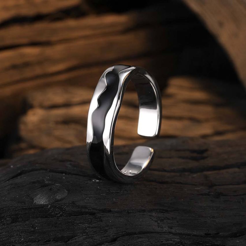 Rhodium Plating 925 Silver and Black Enamel Smooth Ring