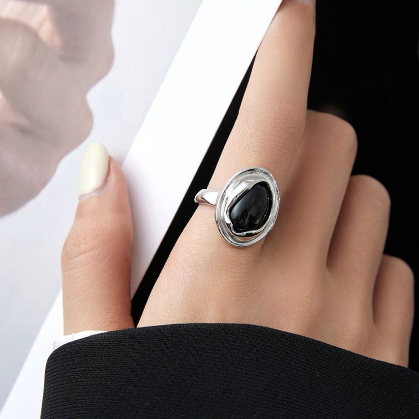 Rhodium Plating 925 Silver and Black Agate Geometric Ring